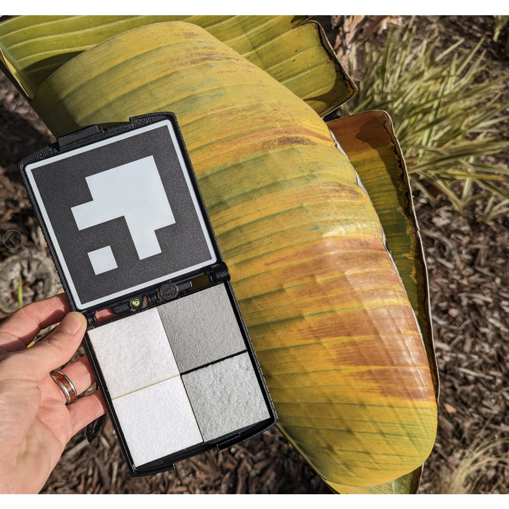 Diffuse Reflectance Standard Calibration Target Package (T3-R50)